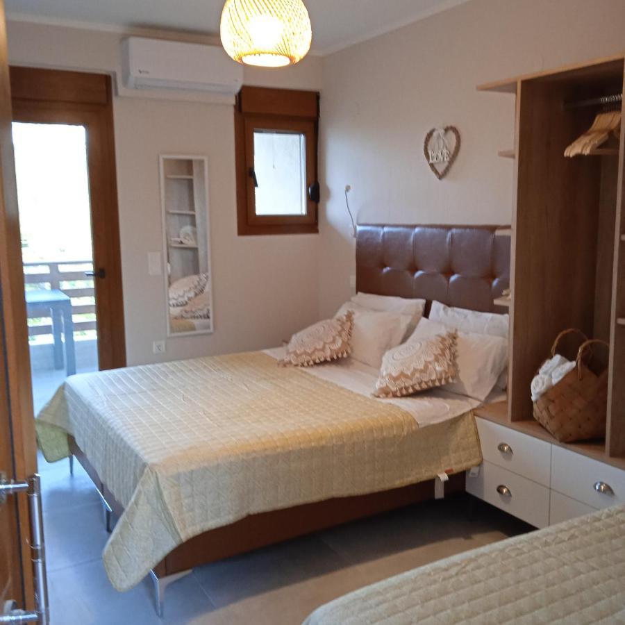 Porto Athos Apartments Néa Róda Eksteriør bilde